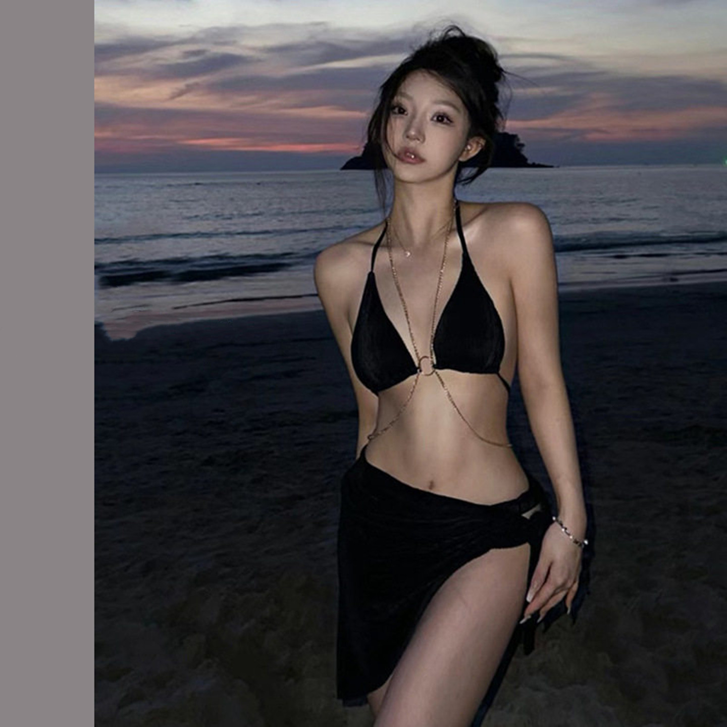 2026夏季性感纯色辣妹比基尼泳衣聚拢小胸露背挂脖三件套温泉泳装