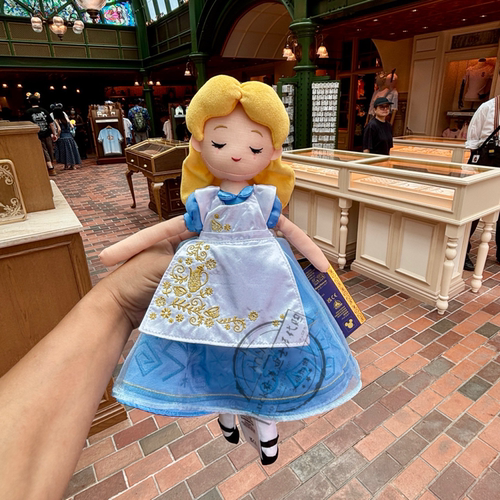 香港迪士尼乐园Disney爱丽丝梦游仙境公主75周年娃娃礼物公仔