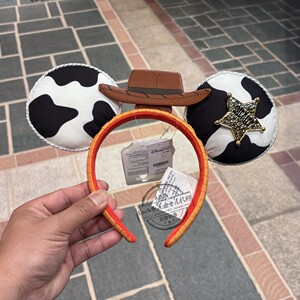 香港迪士尼乐园发饰玩具总动员牛仔胡迪警官长大耳朵卡通头箍发箍