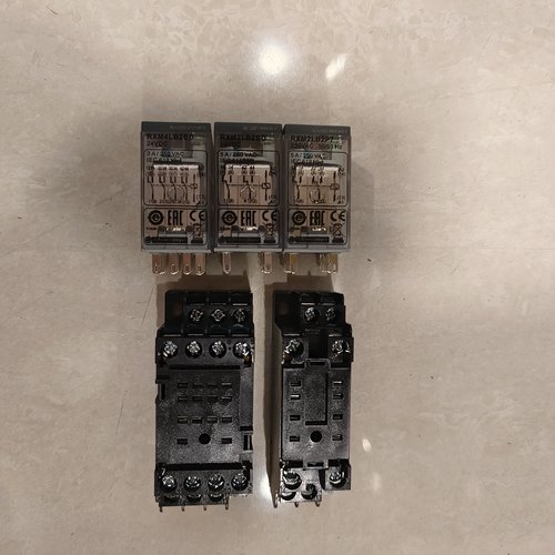 RXM4LB2P7/RXM4LB2BD/RXM2LB2BD/RXM2LB2P7底座RXZE1M4C/RXZE1M2C