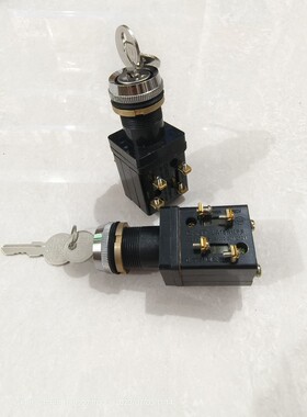 带钥匙两档自锁LA18按钮开关 GB 14048.5 XK06-201 0101