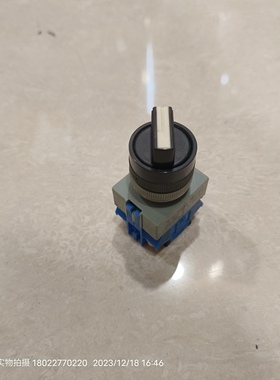 idec和泉3档旋钮开关ASW320 22mm带2no触点HW-C10