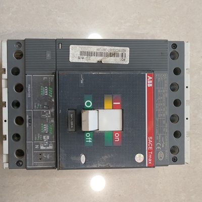 ABB断路器SACE T4N320 4P 320A PR211DS库存备件一台