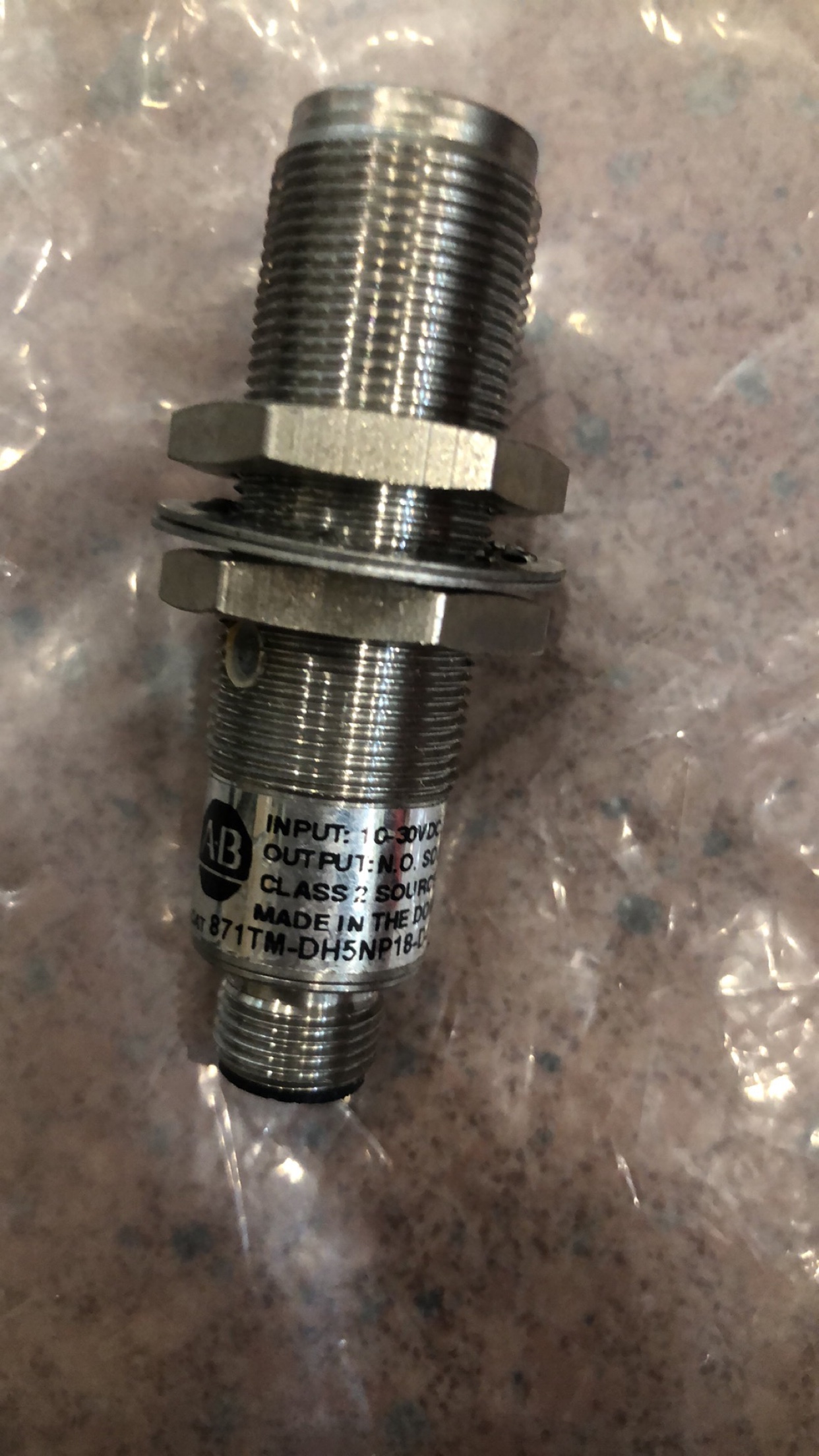 AB传感器 4芯插头 871TM-DH5NP18-D4