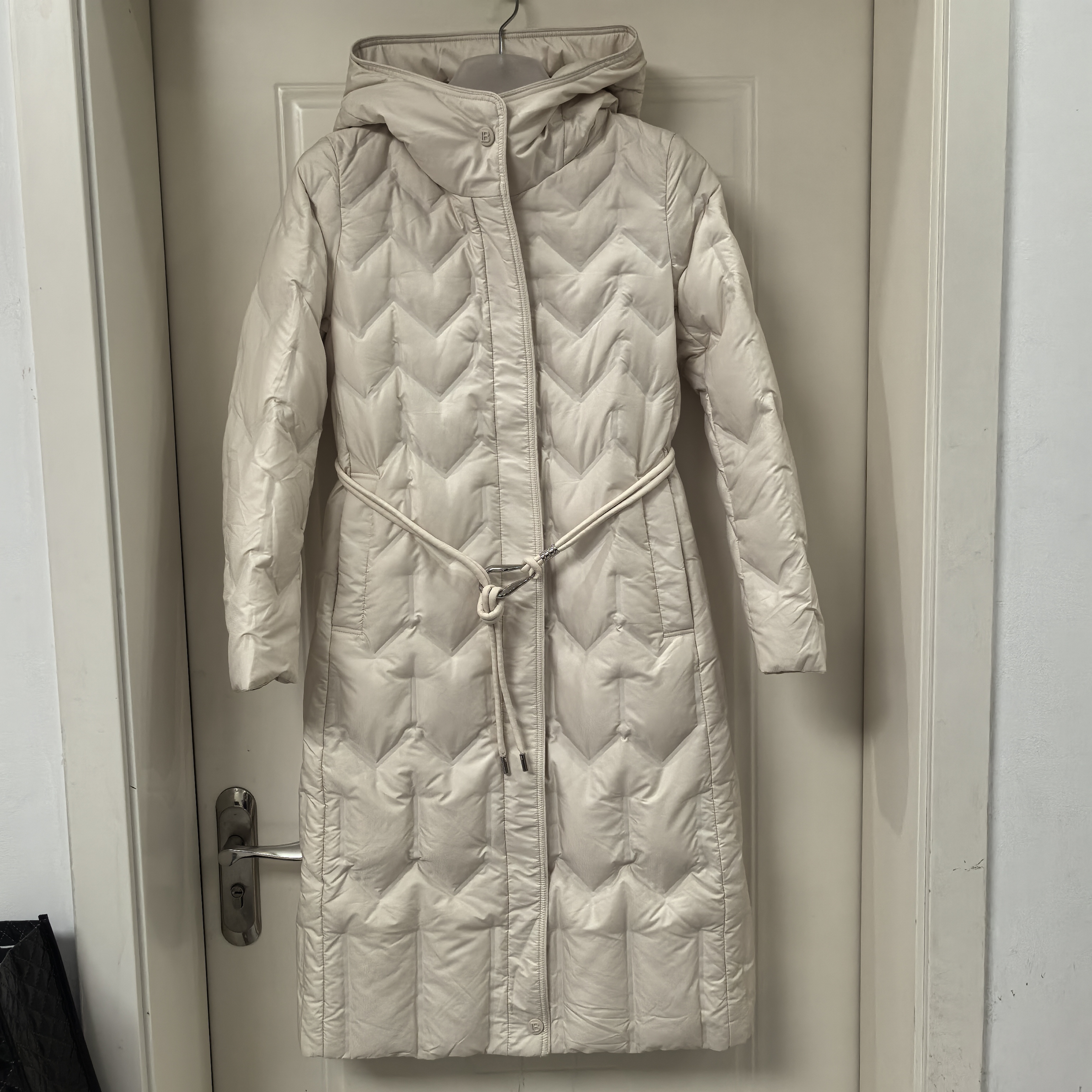 露韵诗羽绒服268767专柜秋羽绒轻薄长款保暖修身显瘦轻柔鹅绒服