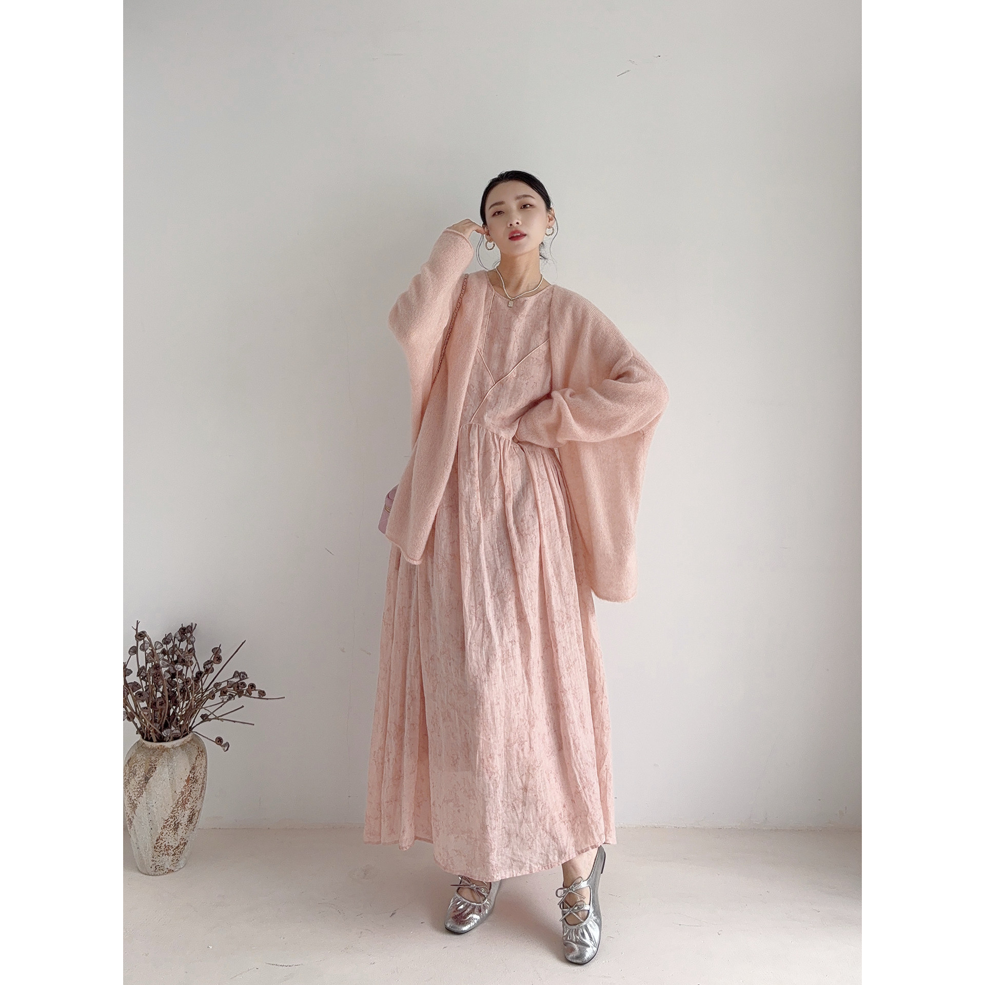 李cc·粉色软糯针织开衫女宽松慵懒中长款薄外搭