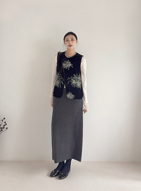 李cc·高级感简约大气重工烟花设计丝绒马甲