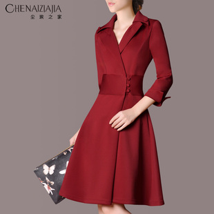 尘埃之家2025春装新款女装通勤西装领大摆时尚职业连衣裙C40