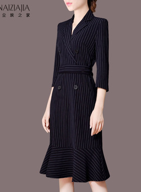 尘埃之家连衣裙女2025春装新款知性条纹修身系带荷叶边中长裙C103