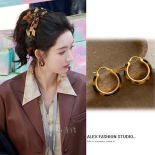 突然的喜欢林欢儿王玉雯同款耳环复古港风玳瑁色醋酸金色耳圈耳扣