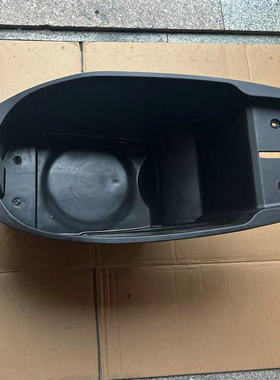 民隆大牛坐桶坐垫乐行马桶鞍座七代八代金箭凯越R520巨龙G7储物箱