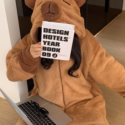 睡衣女款2025新款男秋冬季加厚连体保暖卡皮巴拉珊瑚绒家居服