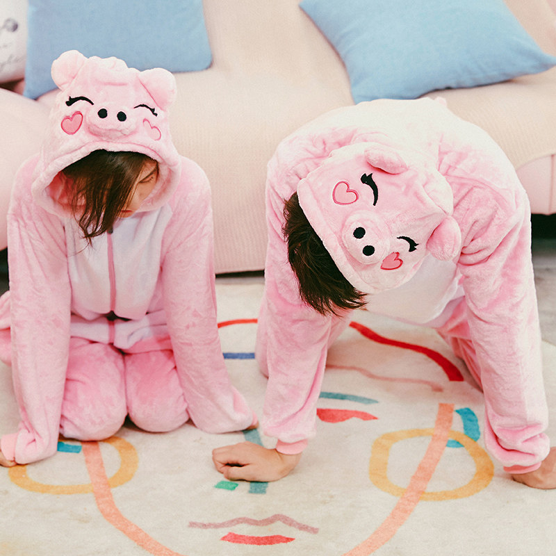 连体睡衣女冬可爱小猪卡通动漫男情侣加厚珊瑚绒动物毛茸茸家居服