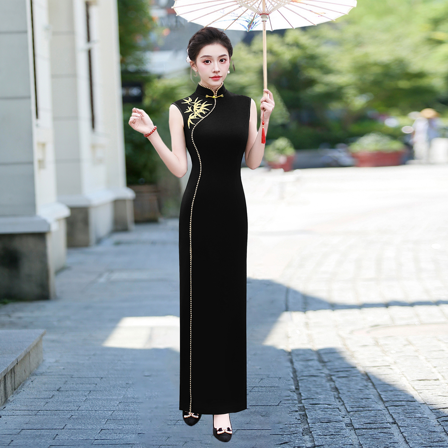 中国风走秀旗袍黑色2026新款高端大气上档次舞台演出服女夏季薄款