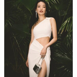 2025连体泳衣女法式斜肩露腰不规则性感开衩长裙海边度假温泉泳衣