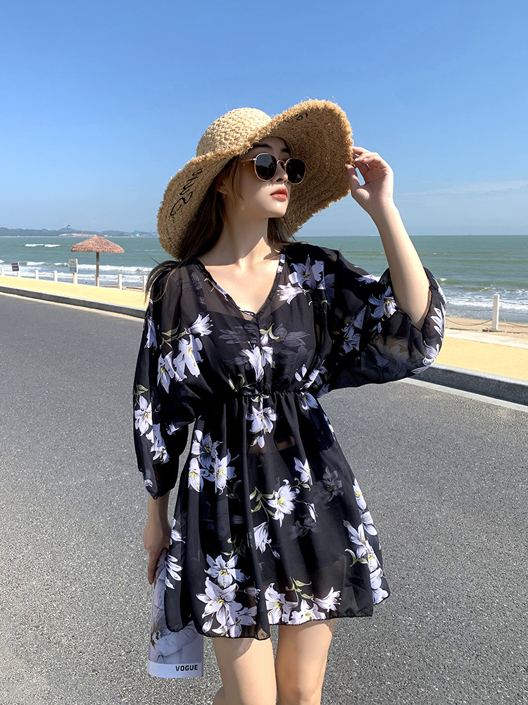 逸辰美游泳衣女黑色三件套分体平角裤大码带胸垫夏季沙滩防嗮度假