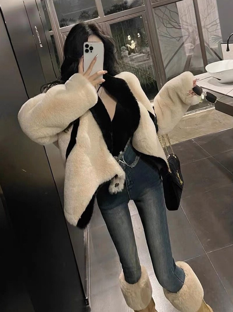 皮毛一体外套女黑白毛绒环保皮草