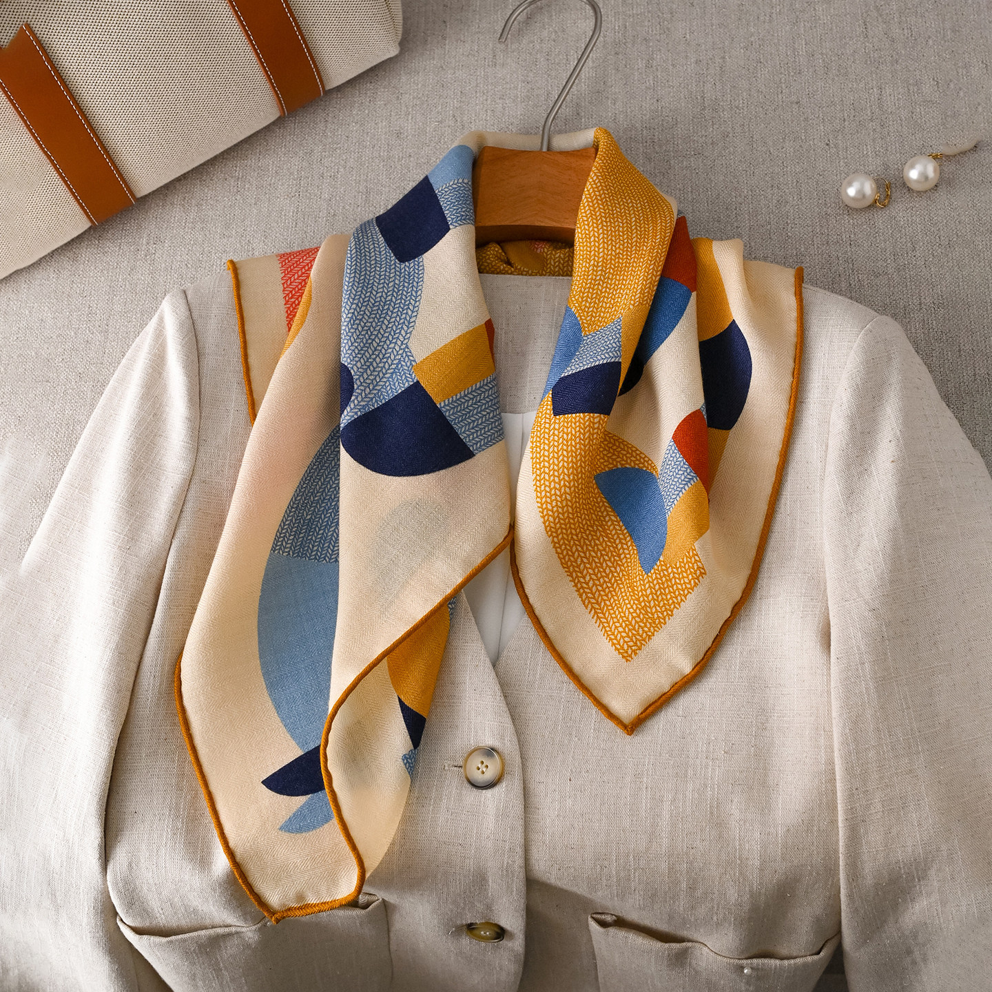 真丝羊毛丝巾小方巾女士秋冬季大牌高级感轻奢羊绒短围巾高端围脖,服饰配件/皮带/帽子/围巾,围巾/丝巾/披肩,淘宝优惠券,粉丝福利购,淘宝优惠卷