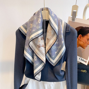 真丝羊毛丝巾羊绒围巾秋冬季薄妈妈款小方巾护颈女士高端三角围脖