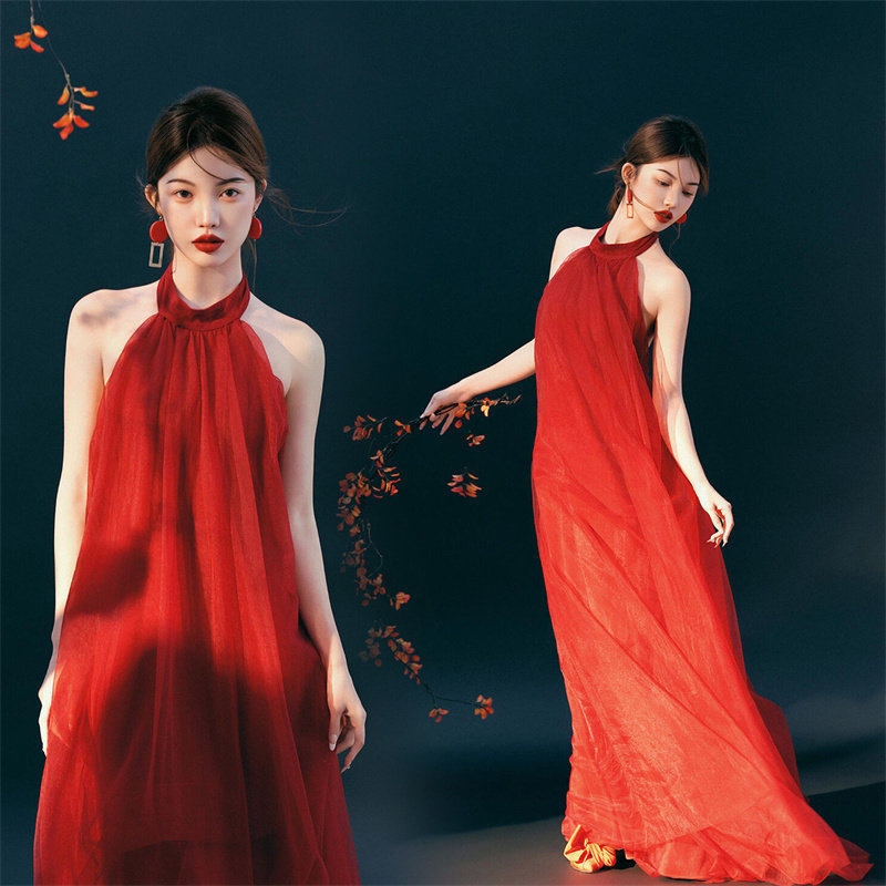 影楼新款新中式晨袍连衣裙婚礼新娘红色喜庆纱裙露背漏肩设计感