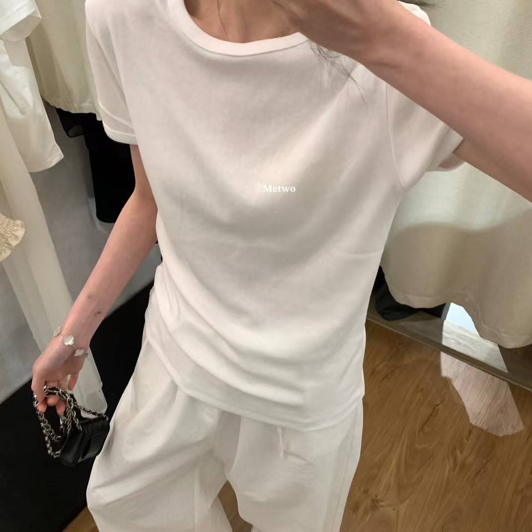 METWO三色简约百搭圆领短袖T恤女