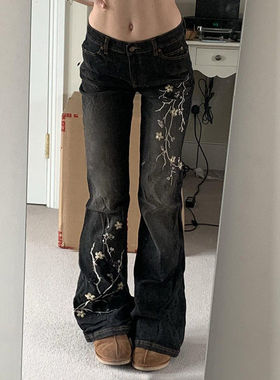 FabGirls 复古植物刺绣花纹泛黄低腰牛仔微喇裤 辣妹百搭显瘦长裤