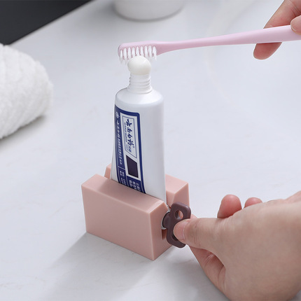 手动懒人挤牙膏神器 单个家用卫生间儿童创意手压式洗面奶挤压器