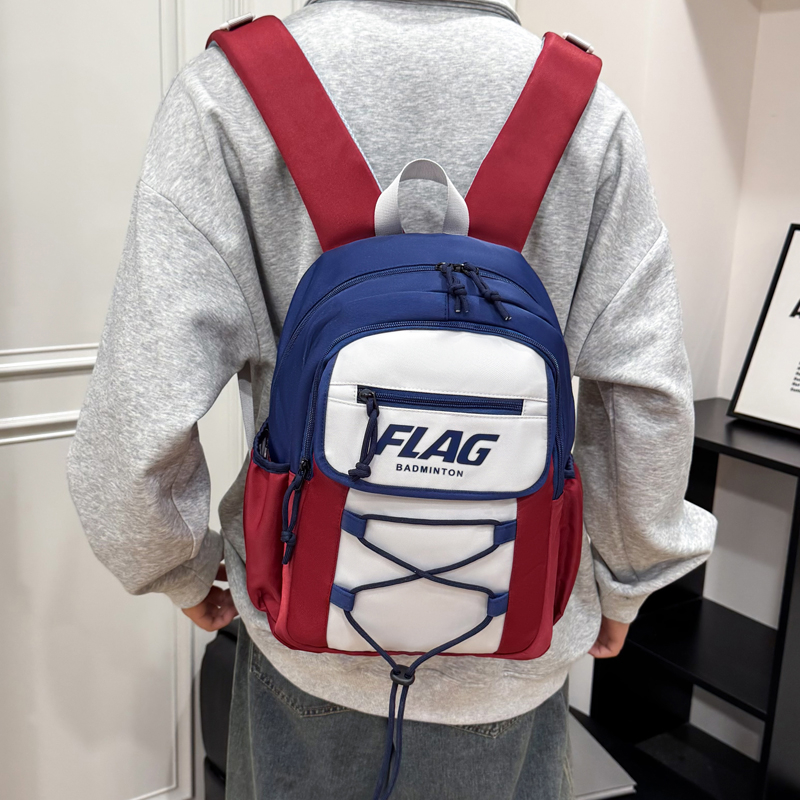 可爱甜酷学生小书包男生轻便短途旅行徒步小型双肩背包男旅游背包