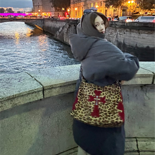 Avocadong 秋冬暖宝宝灰蓝色连帽长款宽松羽绒服加长加厚羽绒外套