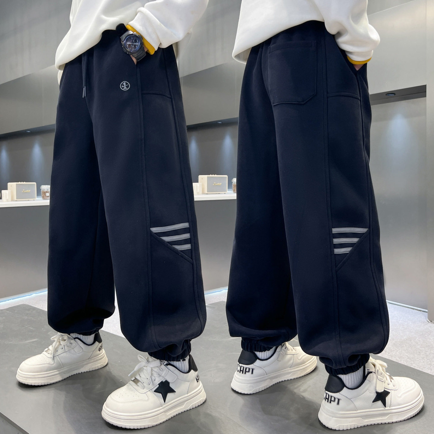 男童运动裤春秋季束脚休闲裤13岁男孩秋装长裤儿童炸街痞帅裤子潮