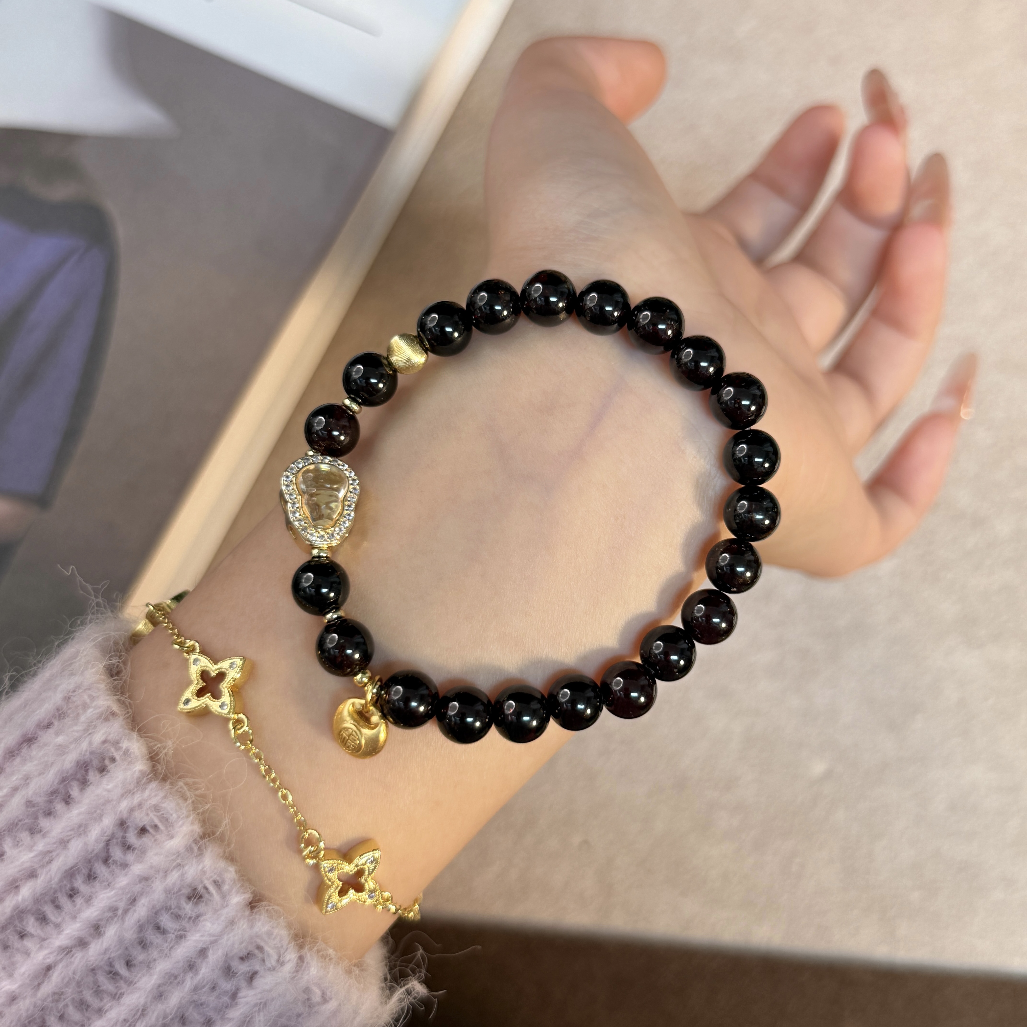 【石石如意】7.5mm石榴石手串女时尚原创设计感天然水晶手链Y303