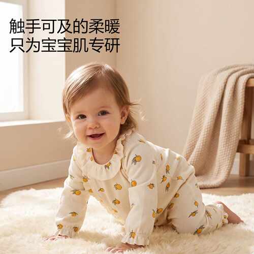 婴儿纯棉无骨连体爬服秋冬长袖