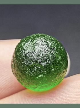 冰翠绿色高品质天然捷克玻璃陨石原石单珠无孔珠散珠子16mm+