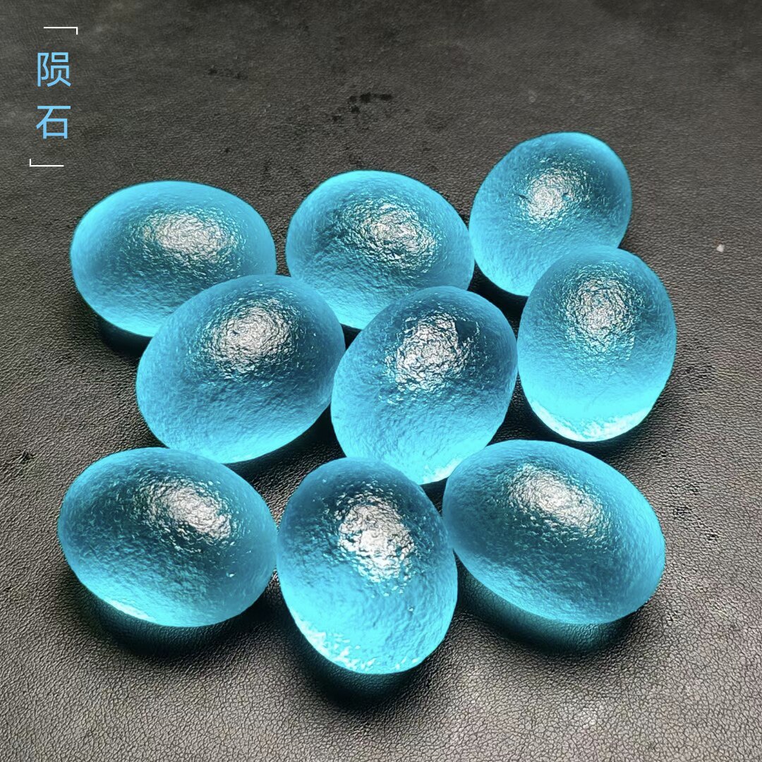 俄罗斯天空蓝玻璃陨石蛋形原石吊坠天然矿标矿物晶体奇石20-30克