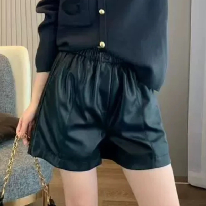 E042 短裤 春季女装新品气质百搭松紧腰钮扣装饰热裤 PU休闲裤