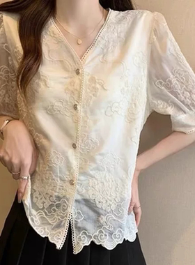 A423小香风V领短袖衬衫有内衬天丝刺绣衬衫女夏装高级感轻奢短袖