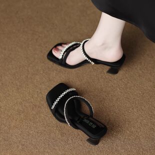 品牌鞋绝美高级感凉拖鞋女夏外穿2026新款法式洋气配裙子高跟凉鞋