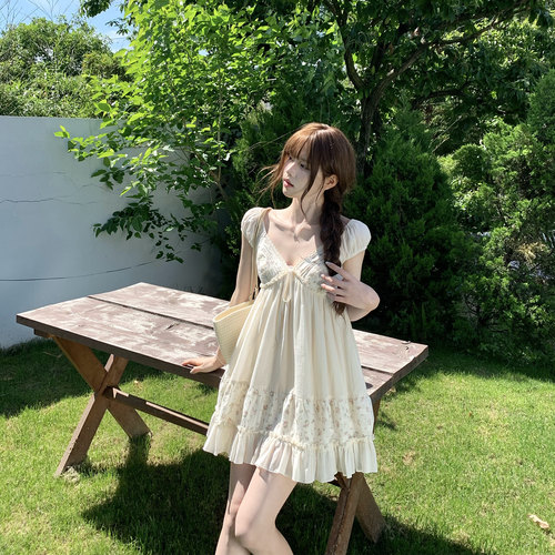 小碎花蕾丝收腰短袖A字连衣裙