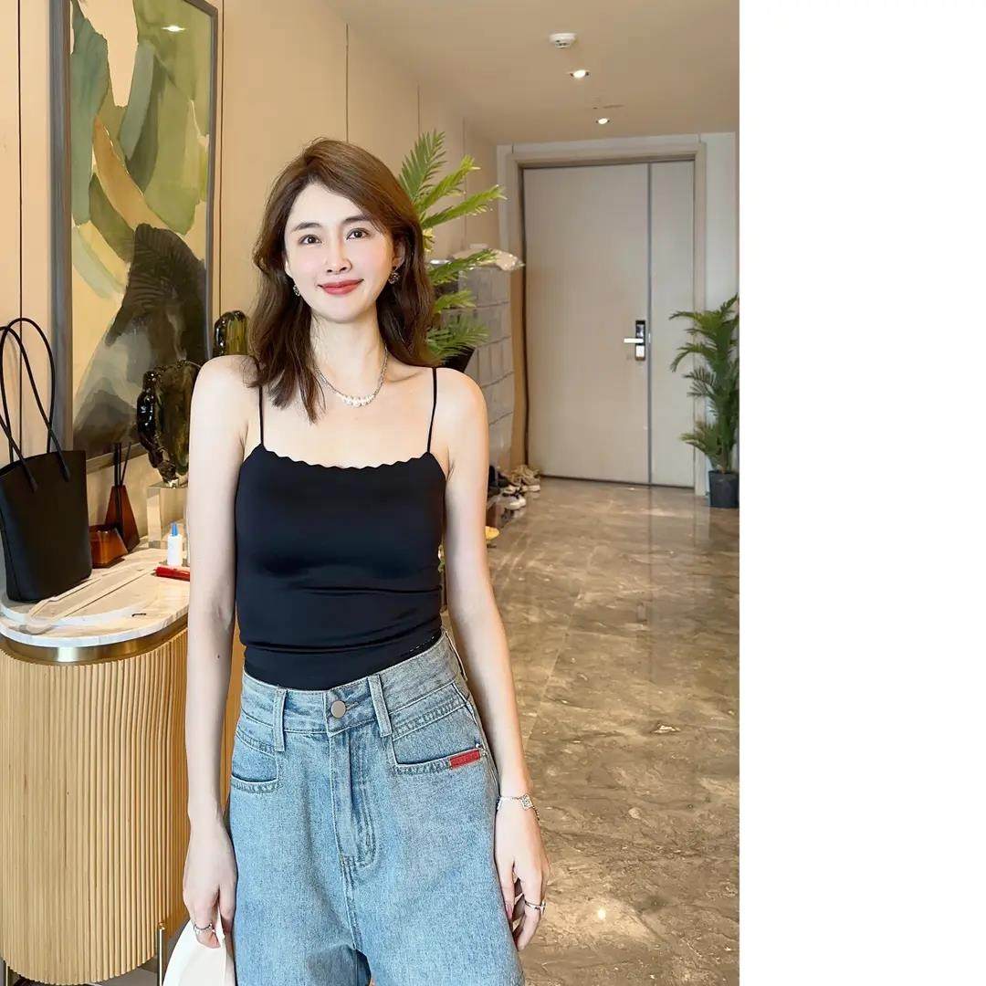 【云朵无感带】小允姐姐2024新款气质时尚百搭休闲吊带背心短款