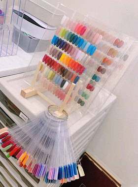 中国作品展示板高透简约防尘