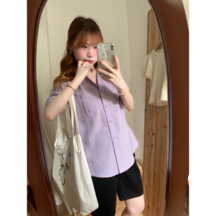 袖口卷边收腰显瘦中袖衬衫女工字褶微宽松纯色上衣