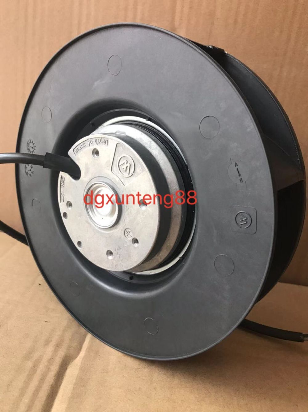 R2D190-AC22-12 变频器风机 M2D068-BF