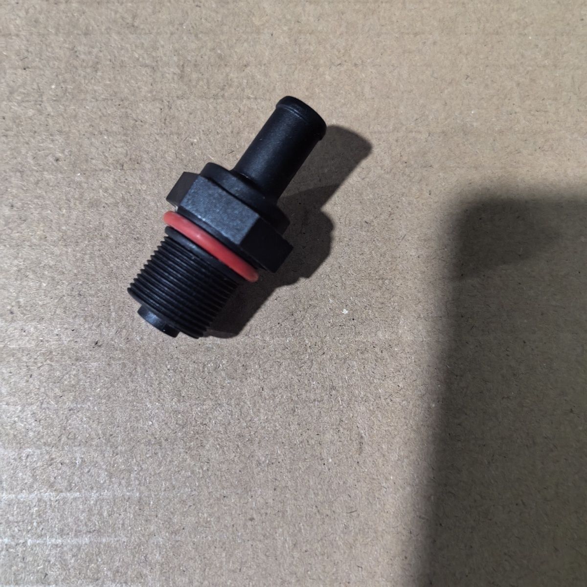 江淮瑞风S5/S7/A60/M4/1.5T废气阀PCV阀单向阀气门室罩换气阀