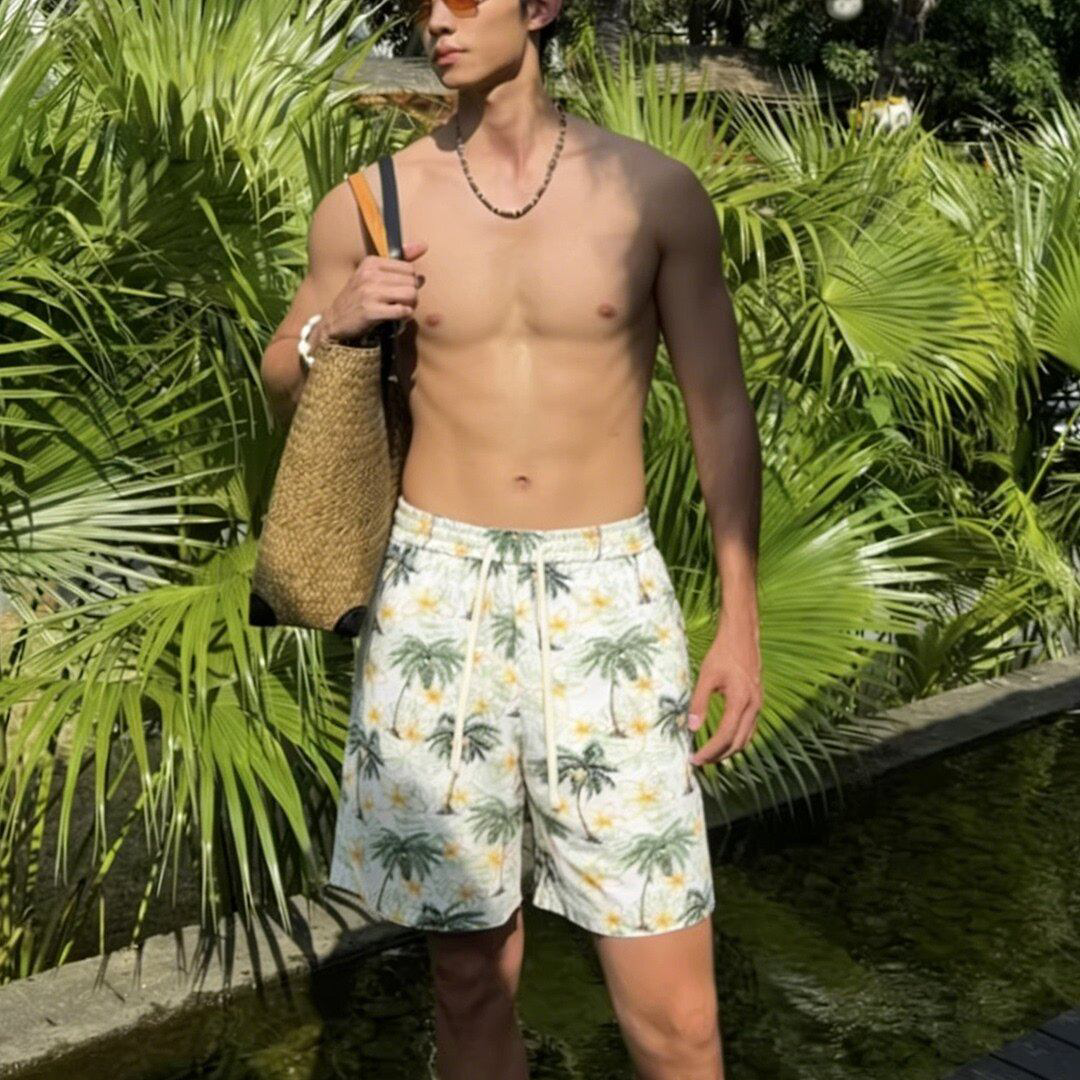 男士沙滩裤速干冰丝夏季宽松短裤五分裤椰树印花海边度假大裤衩