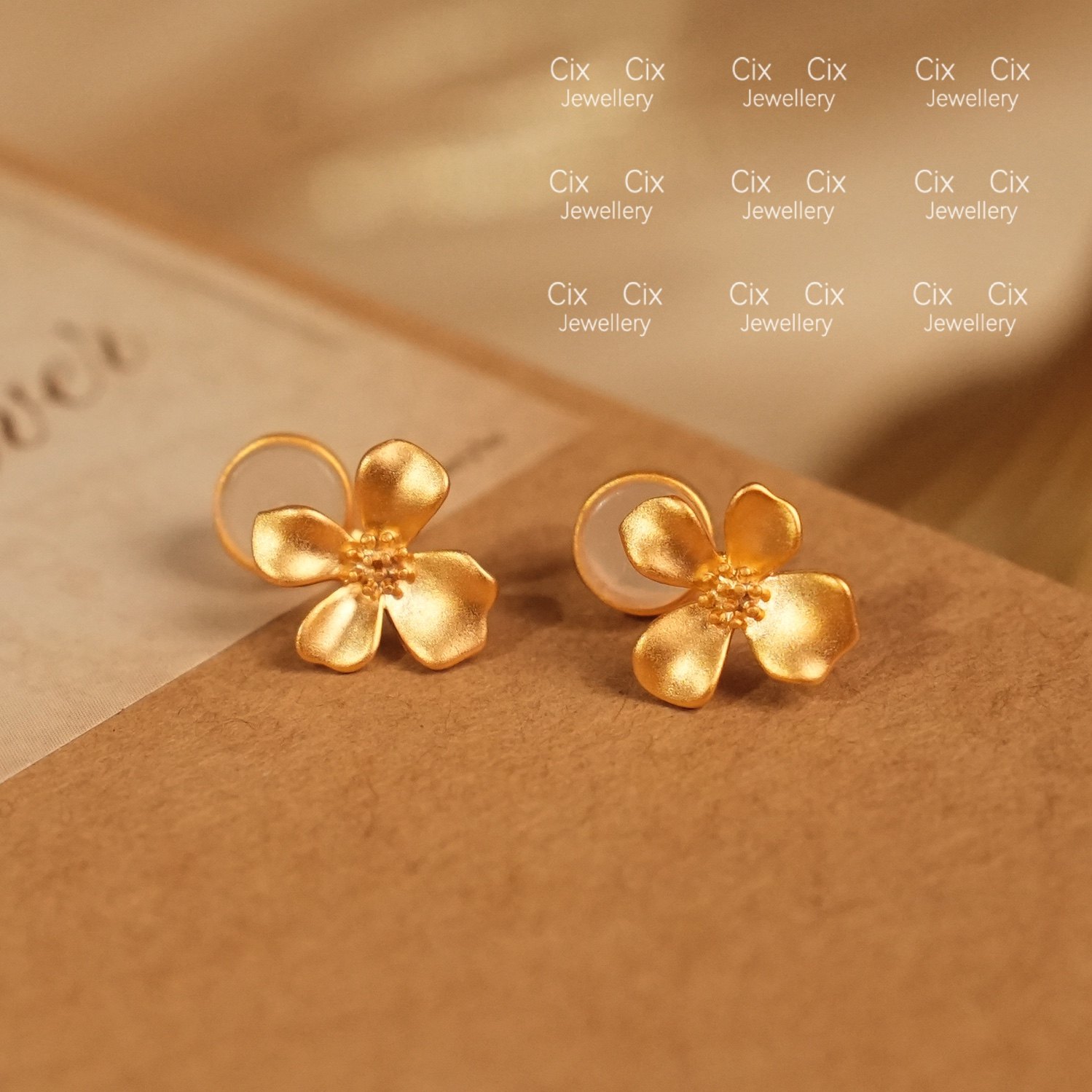 CIX桂香/独特金色花朵硅胶耳夹女耳环高级精致小众耳饰百搭耳钉银,饰品/流行首饰/时尚饰品新,耳夹,淘宝优惠券,粉丝福利购,淘宝优惠卷