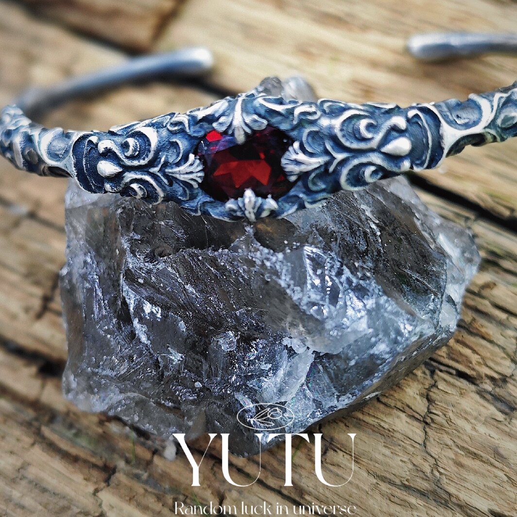 YUTU原创设计S925银镶嵌石榴石手镯个性复古时尚礼品男女款高级感