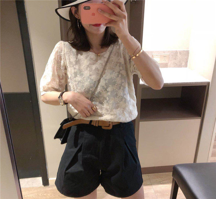 Europe station Short sleeved Lace shirt 2019 new pattern Sweet Blouse Easy T-shirts crochet fresh Blousein the Women's clothing/Boutique , Lace shirt/Chiffon shirt  category - from Buy2taobao.com to provide professional Taobao agent buy service