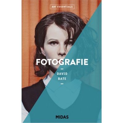 预订【德语】 Fotografie (ART ESSENTIALS)[9783038762096]