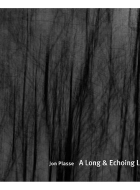 预订A Long and Echoing Light:Notes from a Pandemic