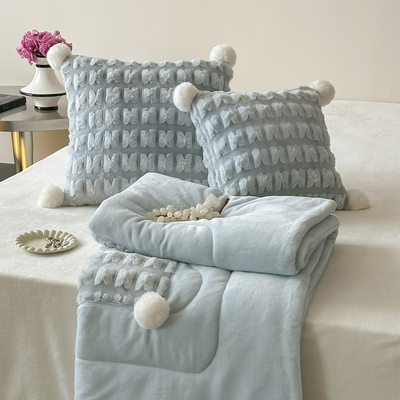 【央妈推荐】蝴蝶剪花工艺抱枕被